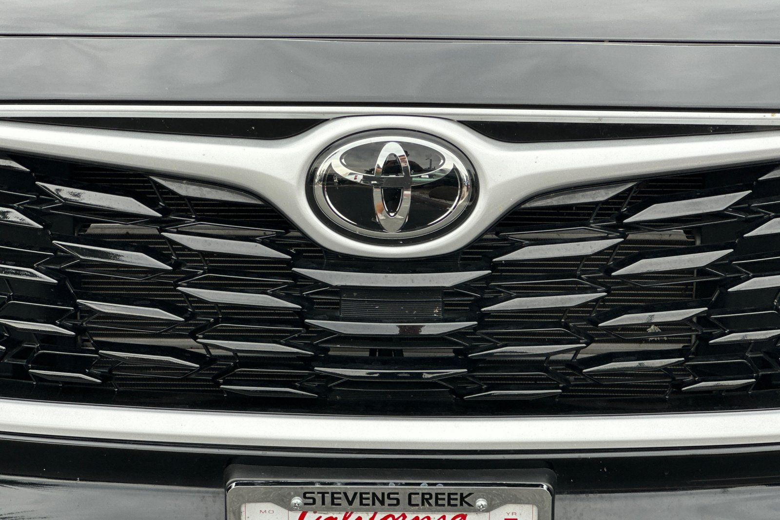 Used 2025 Toyota Highlander XLE AWD/4WD image 46