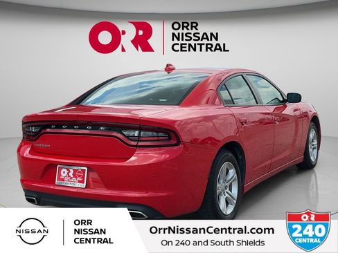 Used 2023 Dodge Charger SXT RWD image 5