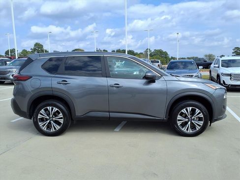 Used 2023 Nissan Rogue SV image 22