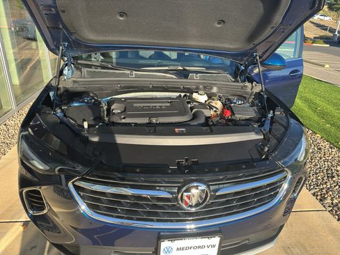 Used 2023 Buick Envision Essence image 12