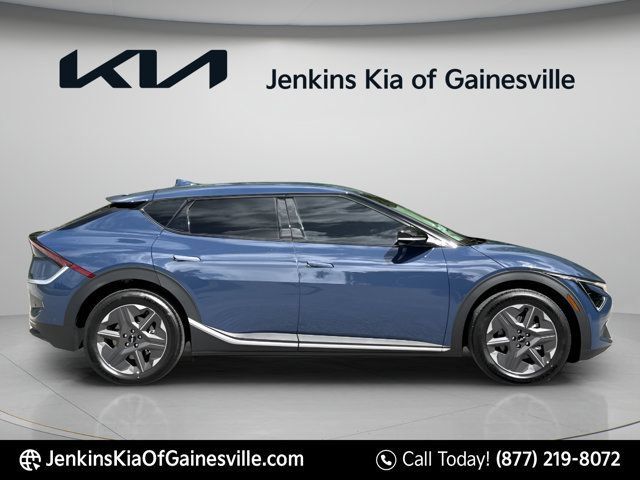 New 2026 Kia EV6 Light RWD image 7