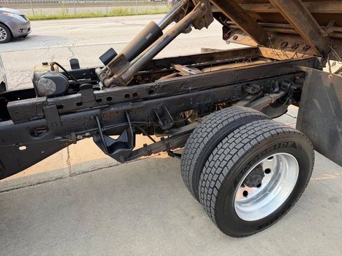 Used 2019 RAM 5500 Tradesman AWD/4WD image 23