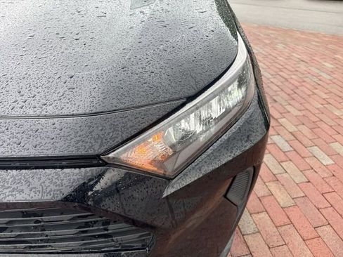 Used 2021 Toyota RAV4 LE FWD image 23