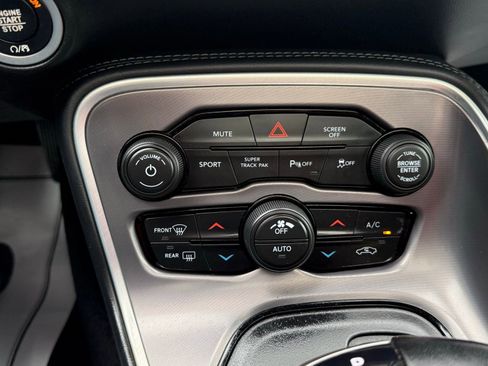 Used 2021 Dodge Challenger R/T w/ Plus Package image 36