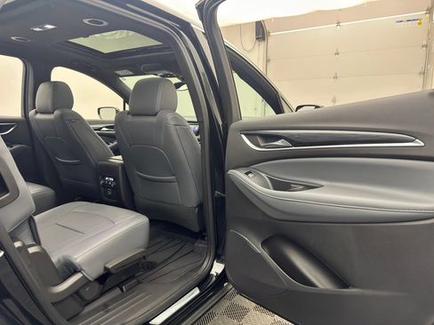 Used 2023 Buick Enclave Essence w/ Experience Buick Package FWD image 39