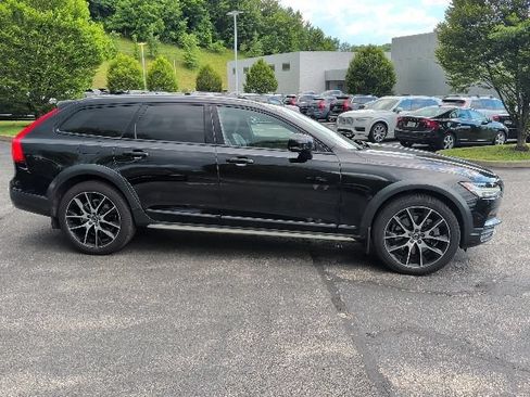 Used 2020 Volvo V90 T6 Cross Country w/ Protection Package Premier AWD/4WD image 5