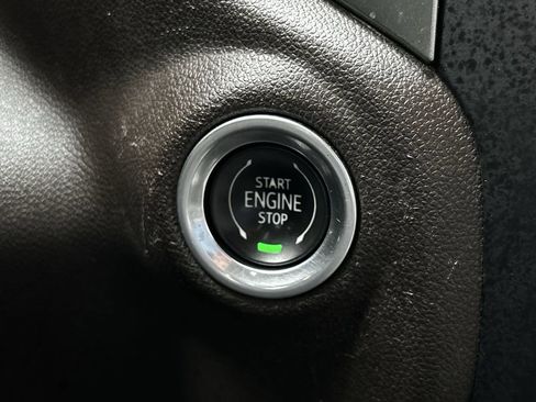 Used 2022 Chevrolet Silverado 2500 LT w/ Convenience Package AWD/4WD image 27