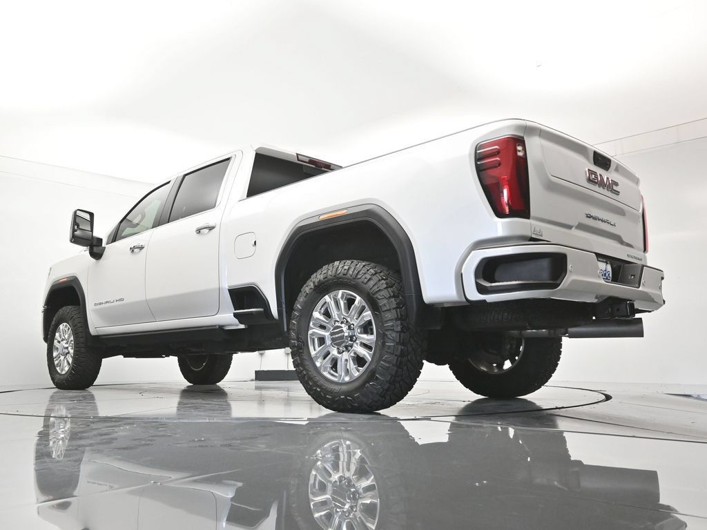 Certified 2025 GMC Sierra 2500 Denali w/ Technology Package AWD/4WD image 45
