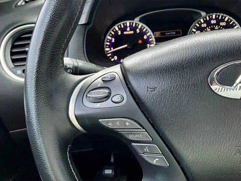 Used 2019 INFINITI QX60 Luxe w/ Essential Package image 18