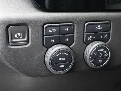 Used 2024 Chevrolet Silverado 1500 RST AWD/4WD image 26