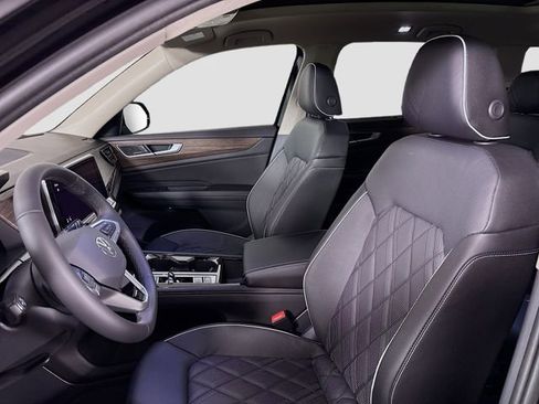 New 2026 Volkswagen Atlas SEL Premium R-Line image 21