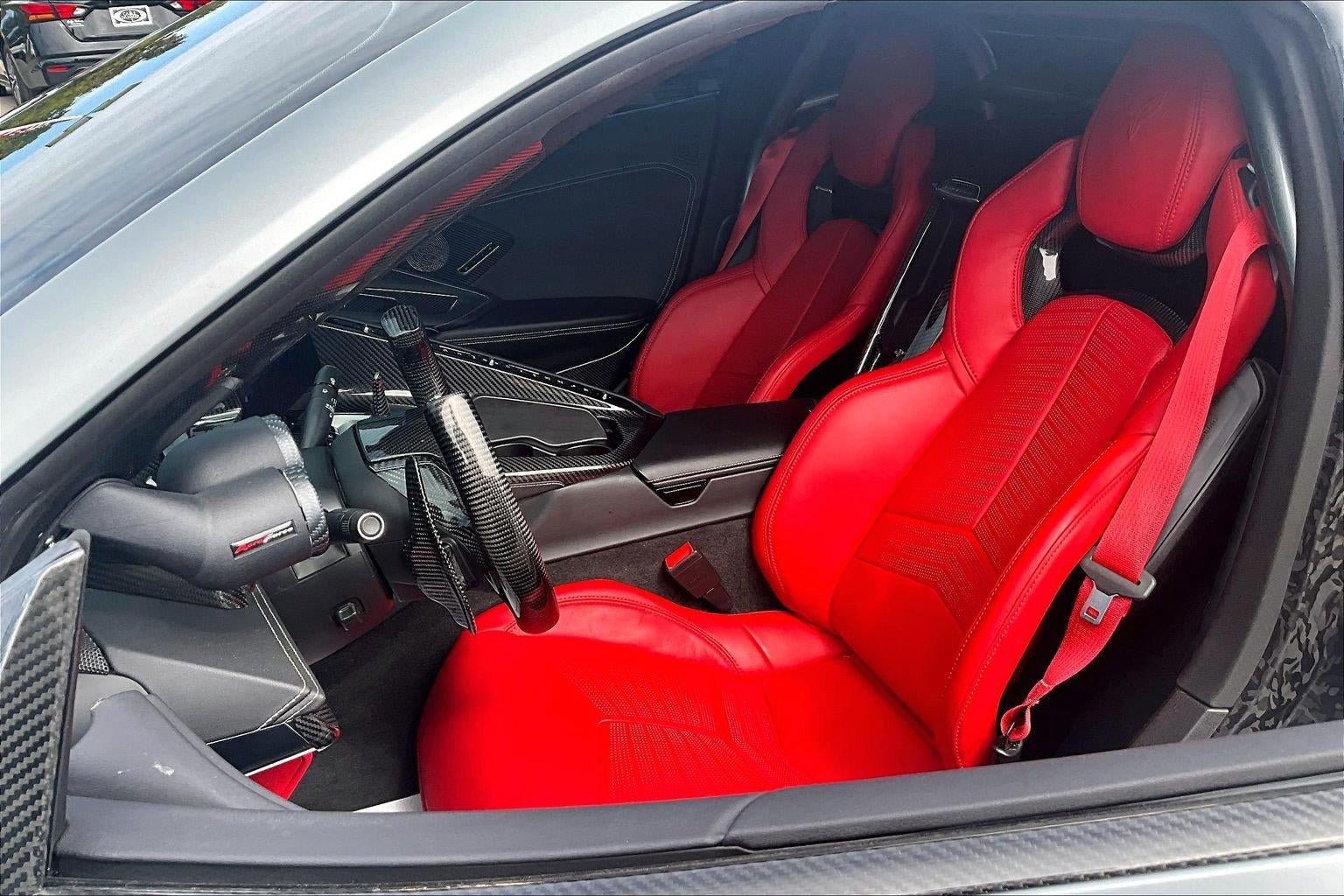 Used 2024 Chevrolet Corvette Stingray Preferred Cpe w/ Z51 Performance Package RWD image 20
