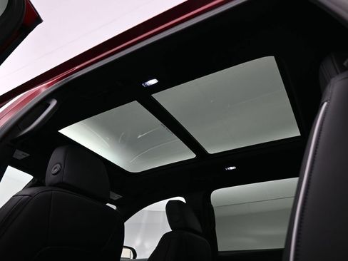 New 2026 Buick Enclave Avenir w/ Super Cruise Package image 28