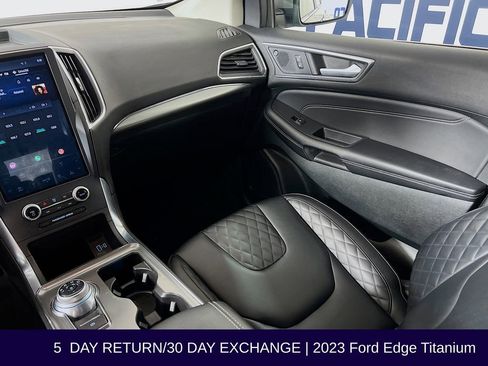 Used 2023 Ford Edge Titanium image 26