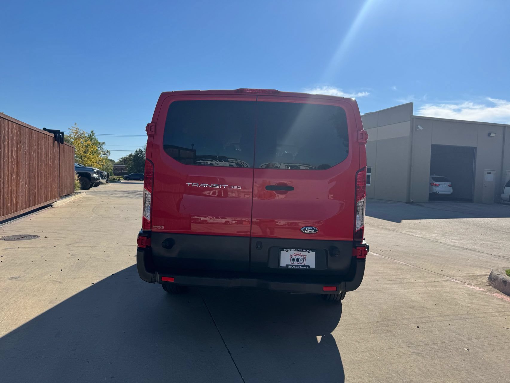 Used 2016 Ford Transit 350 XL RWD image 3