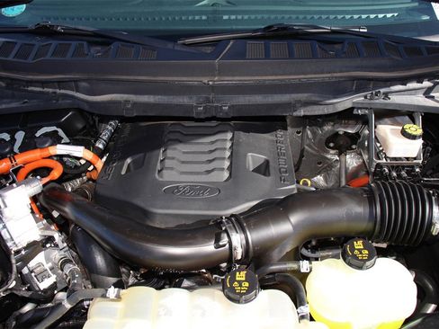 Certified 2023 Ford F150 Platinum w/ Equipment Group 701A High image 30