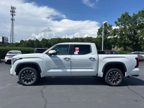 New 2026 Toyota Tundra Limited AWD/4WD image 10