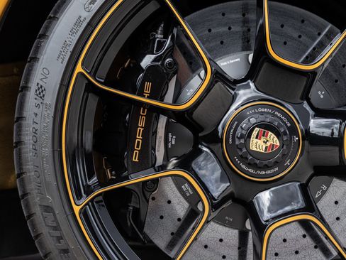 Used 2018 Porsche 911 Turbo S image 30