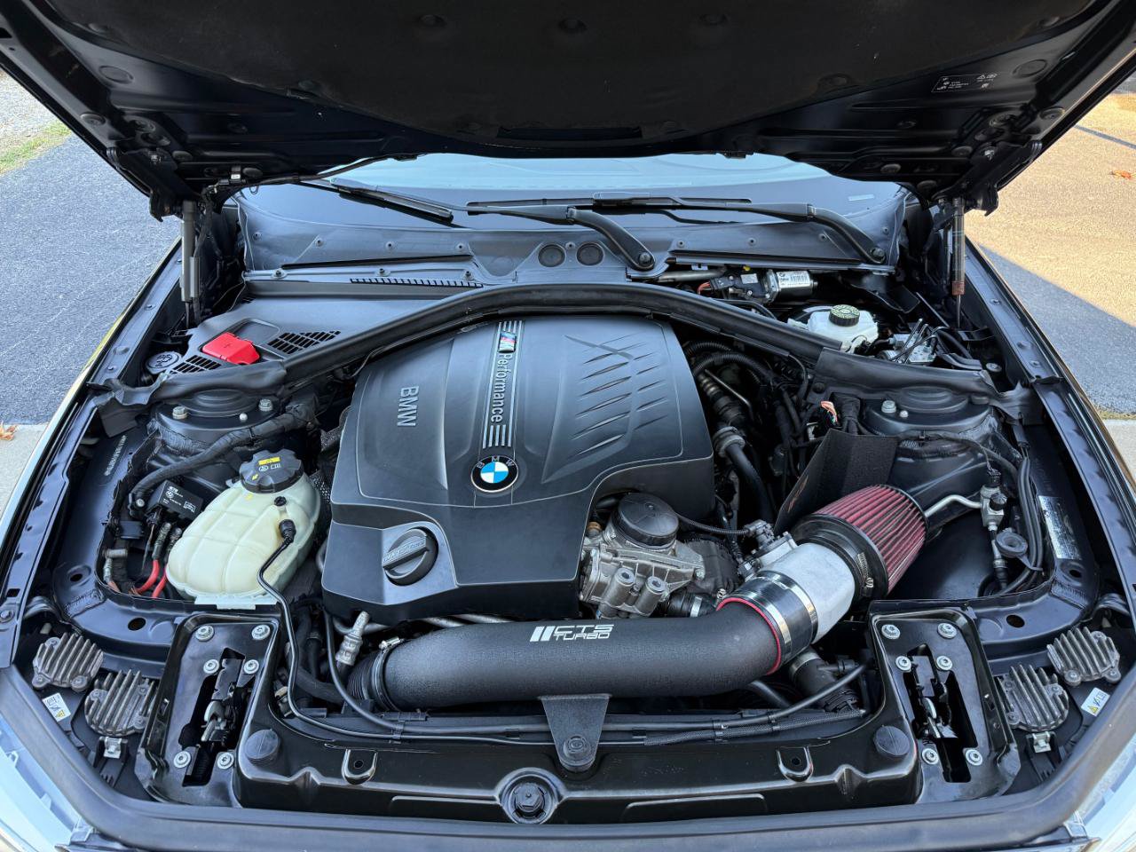 Used 2015 BMW M235i xDrive Coupe AWD/4WD image 16