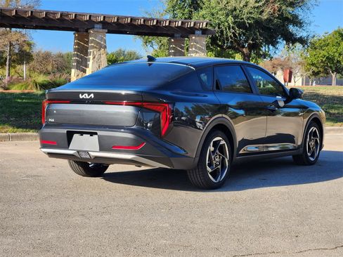 New 2025 Kia K4 EX image 5