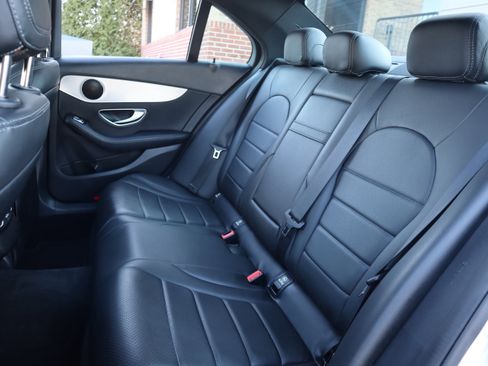 Used 2019 Mercedes-Benz C 300 Sedan image 27