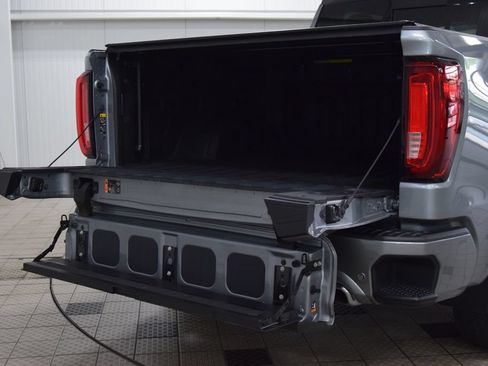 Used 2024 GMC Sierra 1500 Denali AWD/4WD image 27