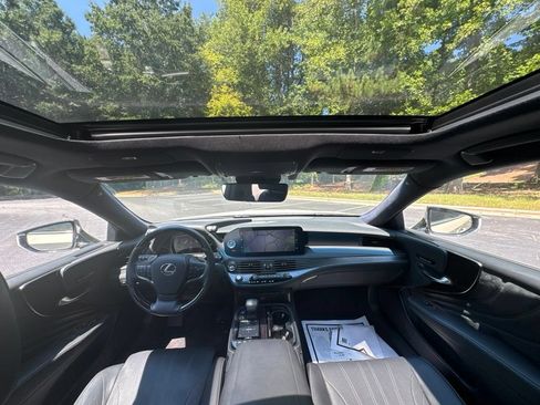 Used 2021 Lexus LS 500 w/ Interior Upgrade Package RWD image 29