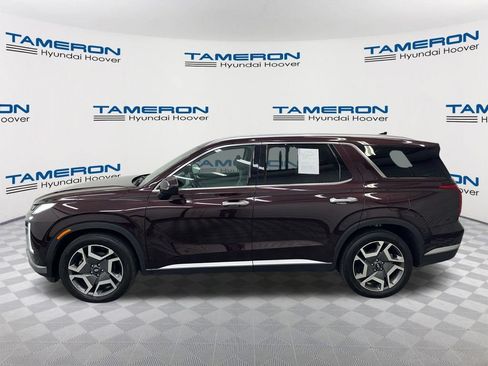 Used 2025 Hyundai Palisade SEL FWD image 2