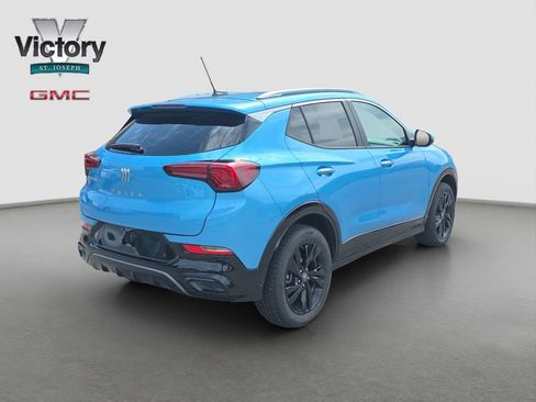 Used 2025 Buick Encore GX Sport Touring AWD/4WD image 17