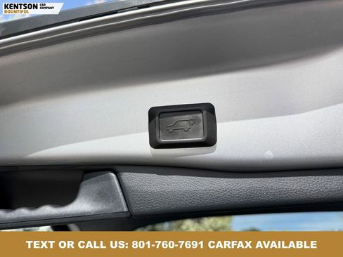 Used 2025 Toyota RAV4 XLE Premium AWD/4WD image 36
