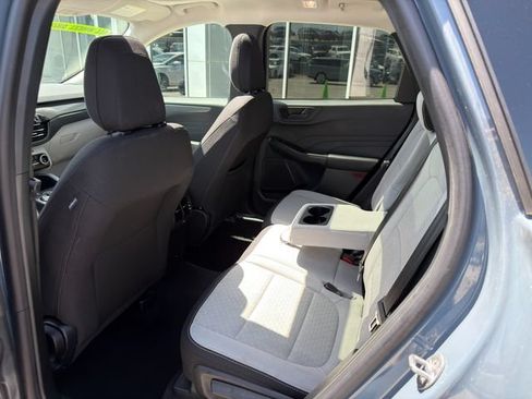 Used 2025 Ford Escape Active w/ Cold Weather Package AWD/4WD image 14