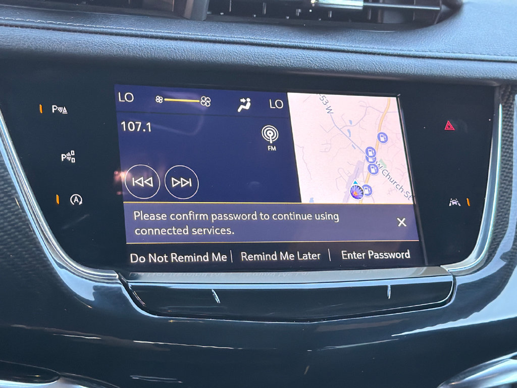 Used 2022 Cadillac XT6 Sport w/ Technology Package AWD/4WD image 30