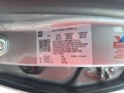 Used 2024 Chevrolet Colorado LT w/ LT Convenience Package RWD image 29
