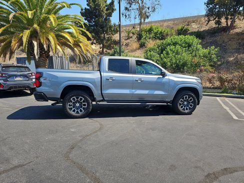 Used 2024 Chevrolet Colorado Z71 w/ Advanced Trailering Package AWD/4WD image 8