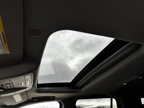 Used 2020 GMC Yukon SLT image 6