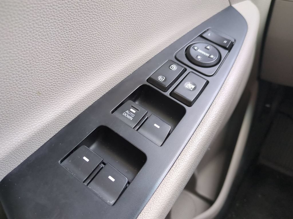 Used 2020 Hyundai Tucson SE AWD/4WD image 25