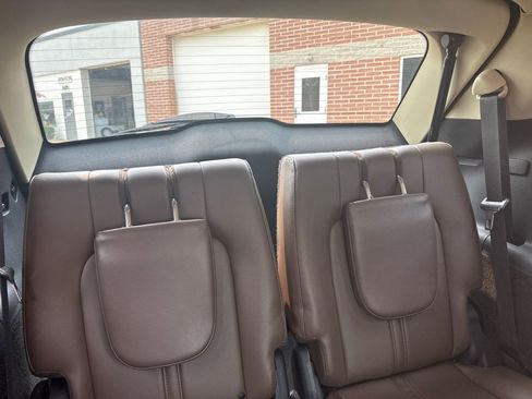 Used 2014 Lincoln MKT AWD w/ Equipment Group 201A image 17