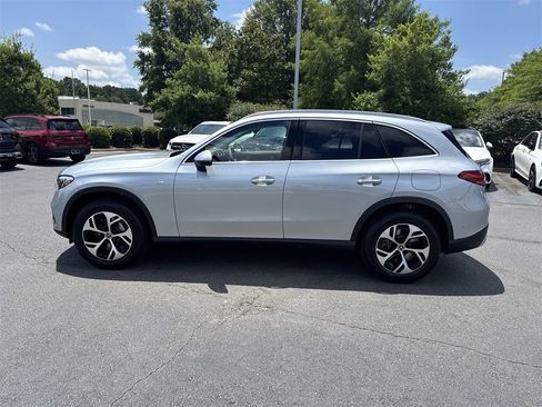 New 2025 Mercedes-Benz GLC 350e 4MATIC image 6