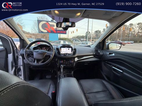 Used 2017 Ford Escape Titanium FWD image 19