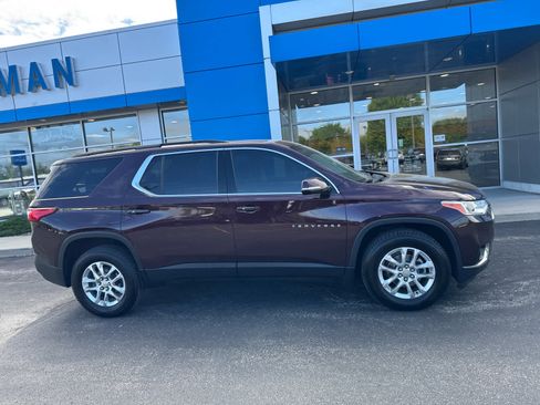 Used 2019 Chevrolet Traverse LT AWD/4WD image 2