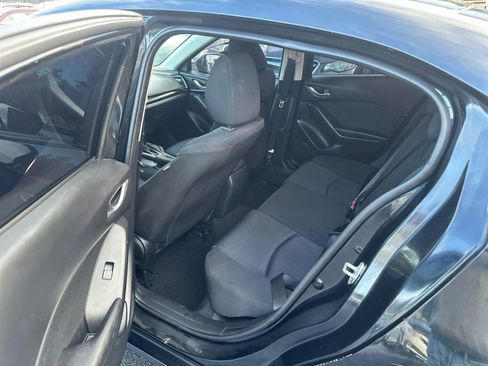 Used 2014 MAZDA MAZDA3 i Sport image 12