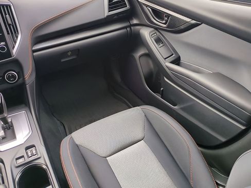 Used 2023 Subaru Crosstrek 2.0i Premium image 18