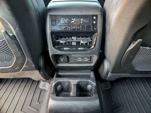 Used 2023 Jeep Grand Cherokee L Overland AWD/4WD image 36