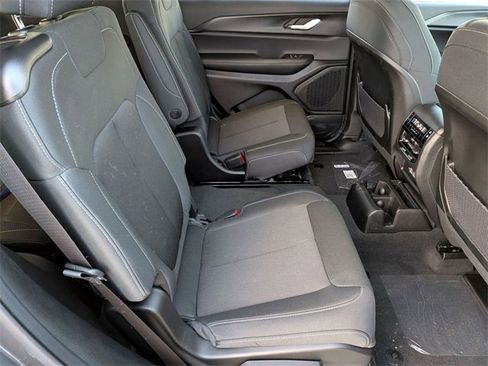 New 2025 Jeep Grand Cherokee L Laredo w/ Trailer Tow Package image 30