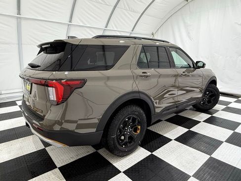 New 2026 Ford Explorer Tremor w/ Tremor Convenience Package image 7