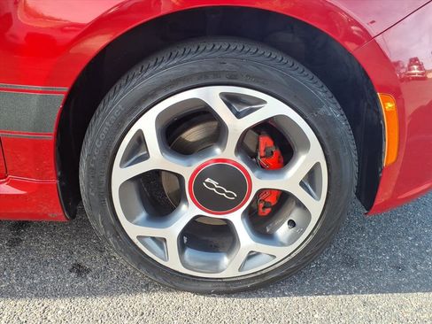 Used 2016 FIAT 500 Sport image 9