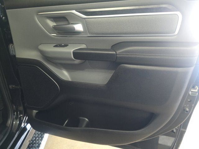 Used 2019 RAM 1500 Big Horn AWD/4WD image 8