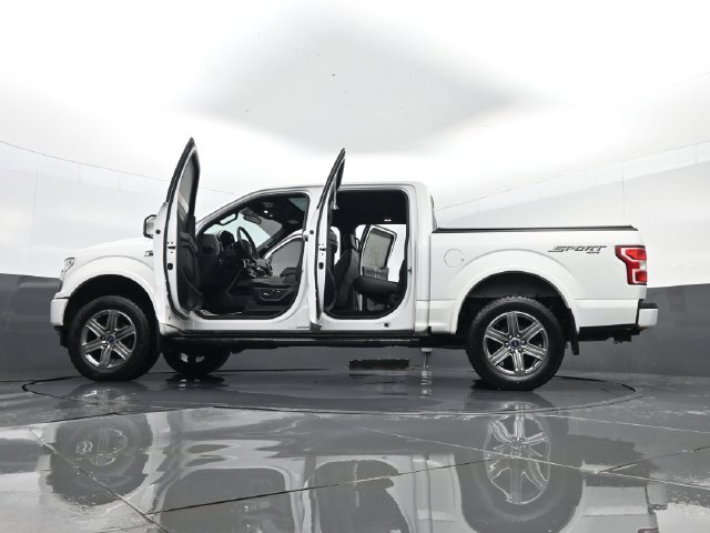 Used 2018 Ford F150 XLT w/ Equipment Group 302A Luxury AWD/4WD image 33