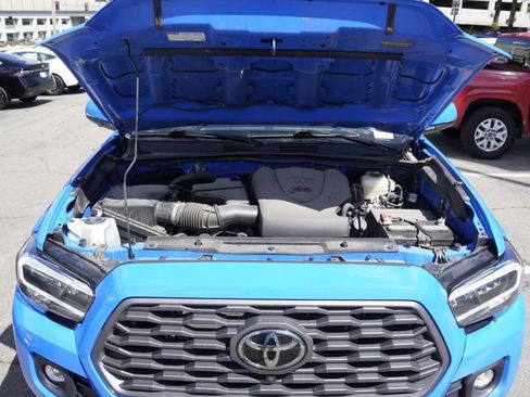 Used 2021 Toyota Tacoma TRD Off-Road w/ TRD Premium Off Road Package image 25