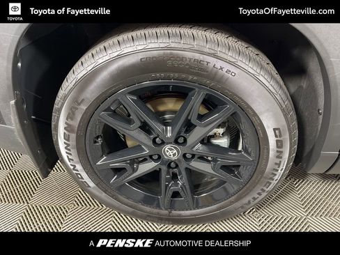 Certified 2025 Toyota Grand Highlander AWD Hybrid image 16